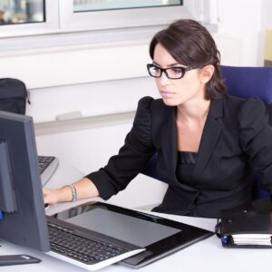 secretaria auxiliar